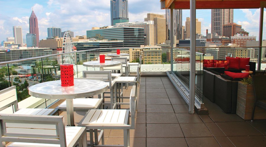 SkyLounge Rooftop Bar