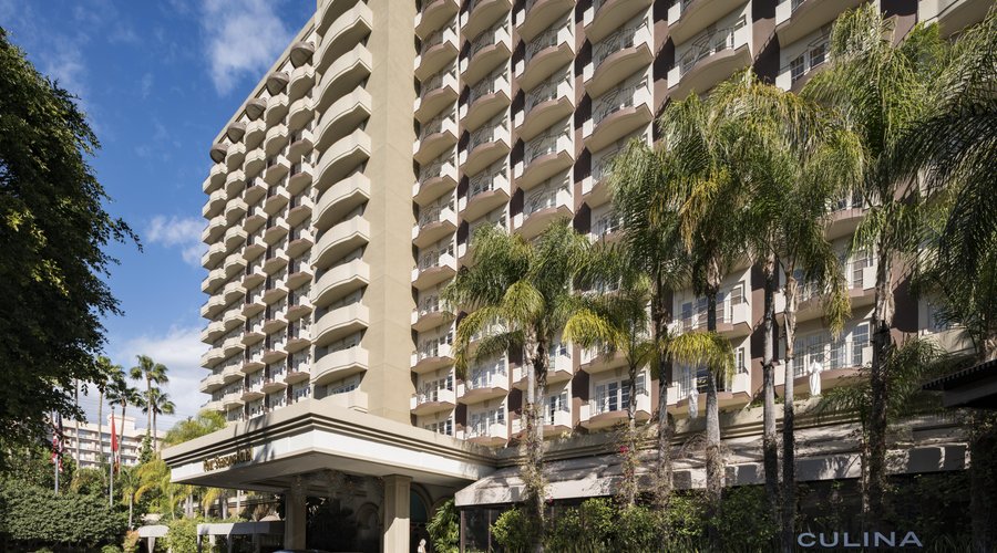 Exterior of Four Seasons Hotel Los Angeles