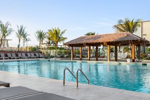 Piscine et plage