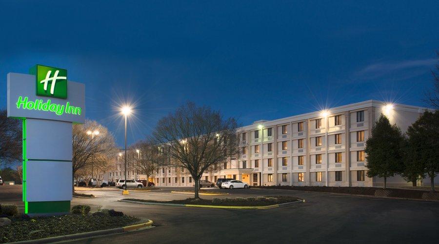 Holiday Inn Charlotte Airport Hotel in Charlotte, NC