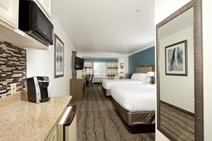 Room & Suite
