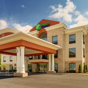Welcome to Holiday Inn Express Corbin 
