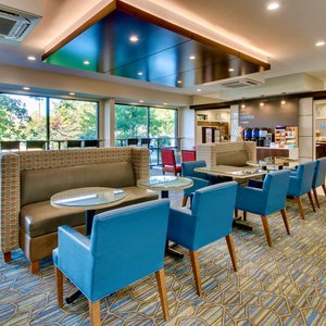 Start your day with FREE HOT Breakfast