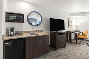 Room & Suite