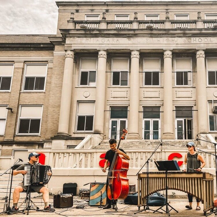 NIAGARA ARTS & CULTURAL CENTER (Chutes du Niagara): Ce qu'il faut ...