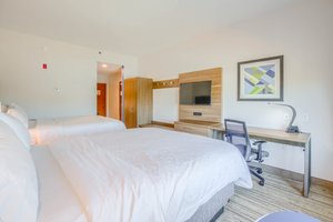 Room & Suite