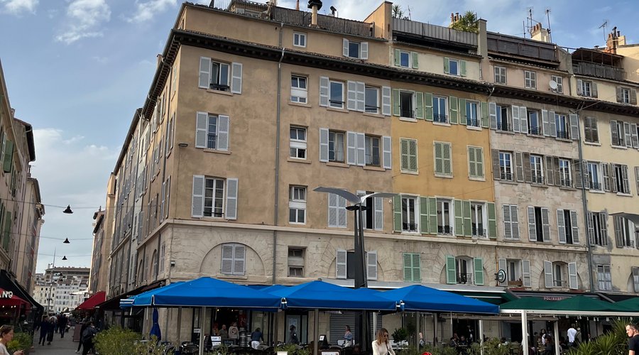 Place aux Huiles