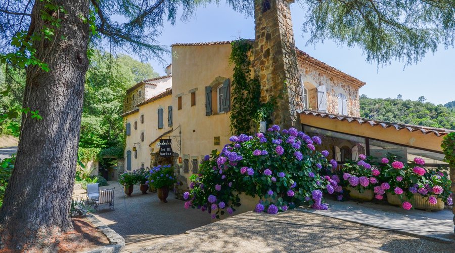 Hôtel 4* arrivée accueil général