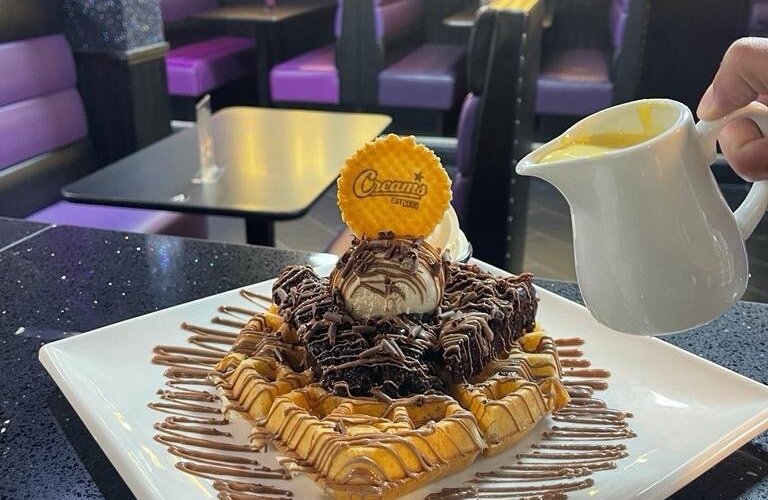 Creams Cafe High Wycombe, 하이위컴 - 레스토랑 리뷰 - 트립어드바이저