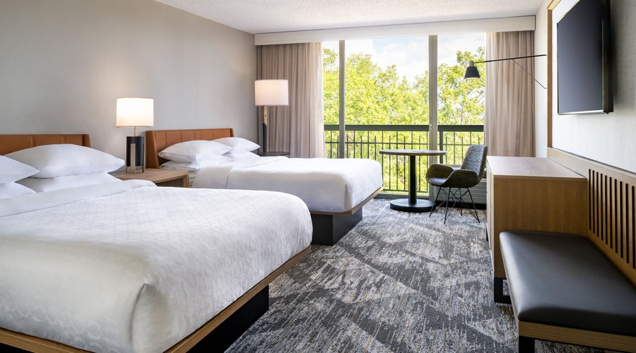 Queen/Queen Guest Room