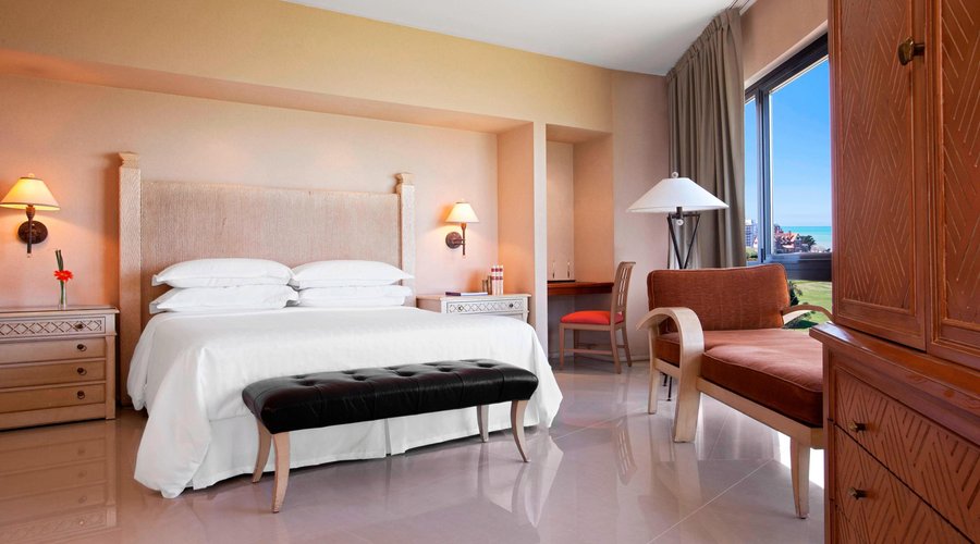 Deluxe Ocean View Guest Room