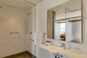 Room & Suite