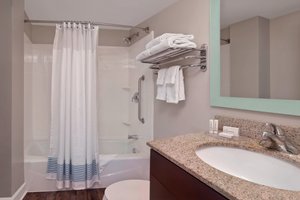 Room & Suite