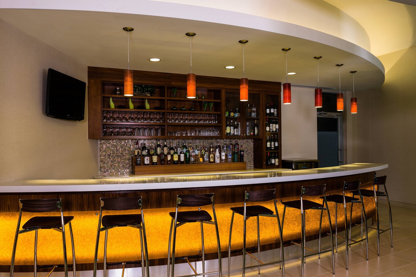 SPRINGHILL SUITES NEW YORK LAGUARDIA AIRPORT - Updated 2024 Hotel Reviews (Corona)