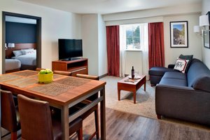 Room & Suite