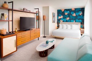 Room & Suite