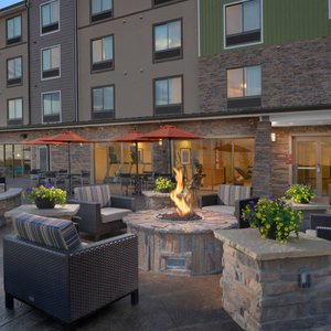 Patio & Fire Pit