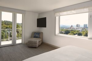 Room & Suite