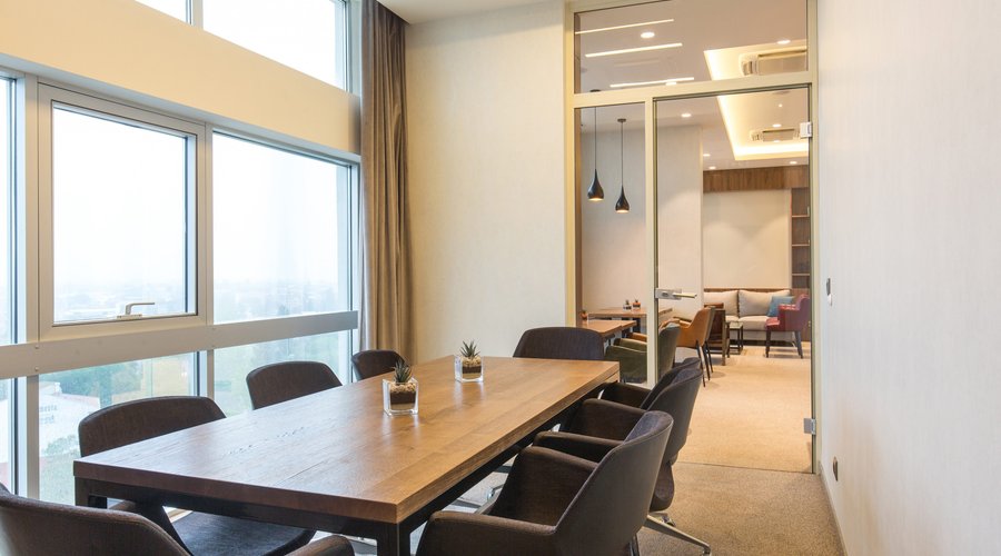 Club Lounge Meeting Room