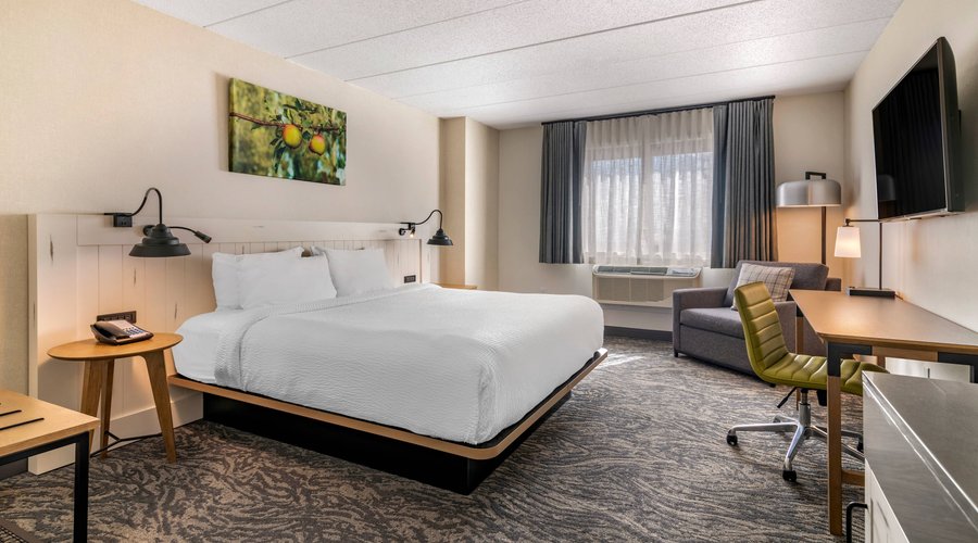 King Guest Room