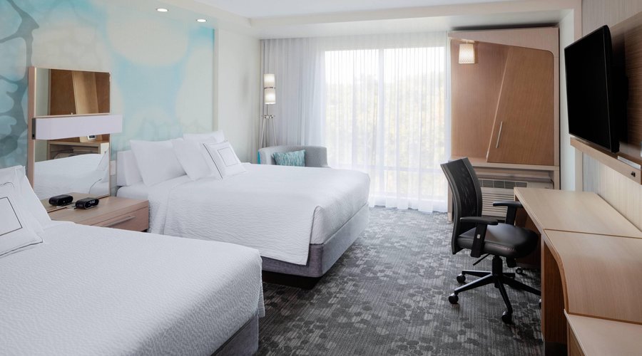 Queen/Queen Guestroom