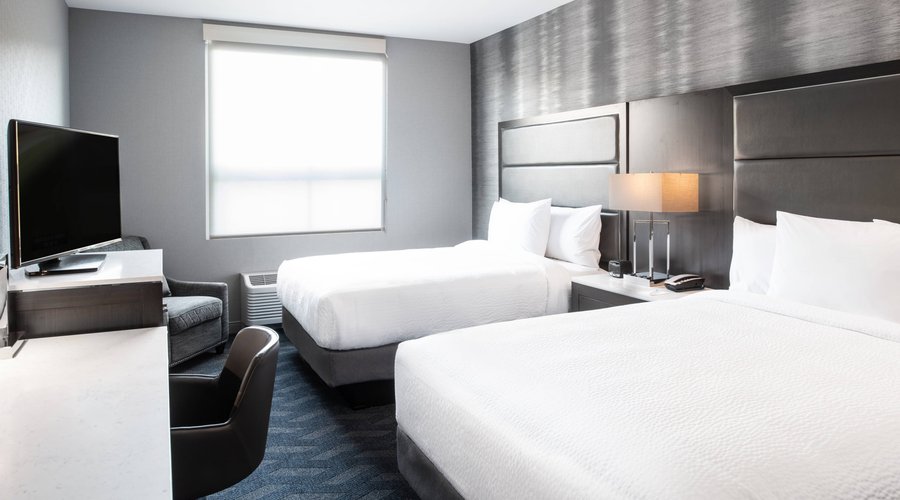 Queen/Queen Guest Room