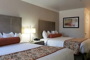 Room & Suite