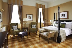 Room & Suite