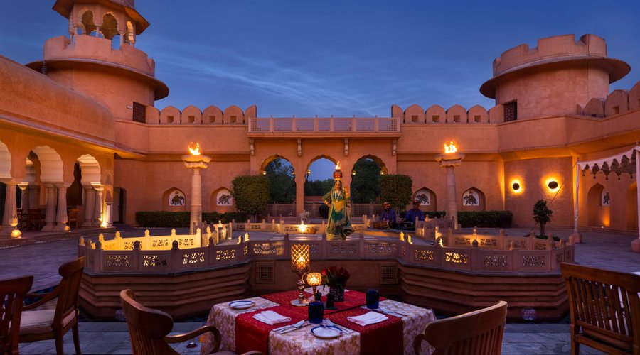 Dining at The Oberoi Rajvilas