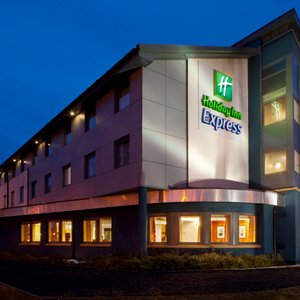 Hotel Exterior night adjacent to Carnegie College Dunfermline