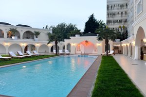 Pool und Strand