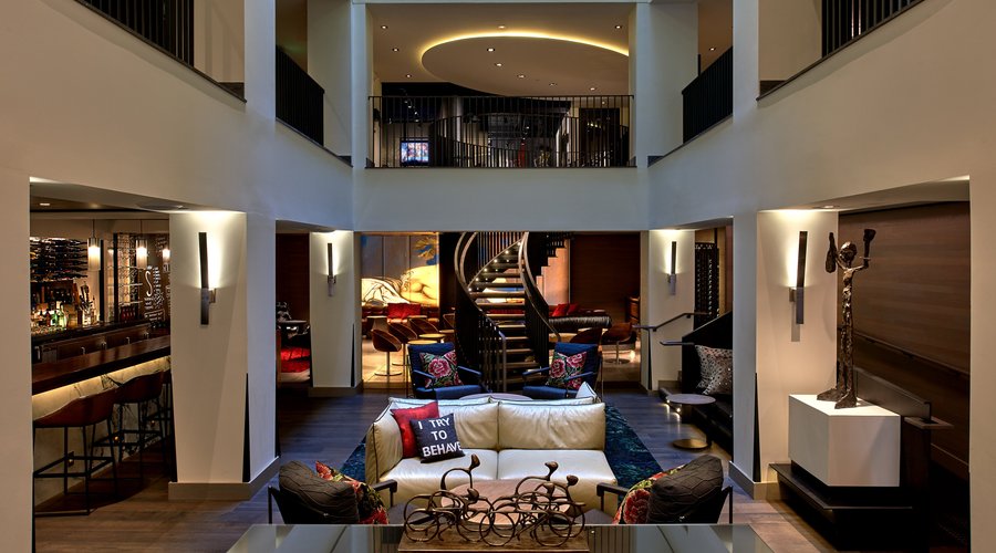 Hotel Lobby