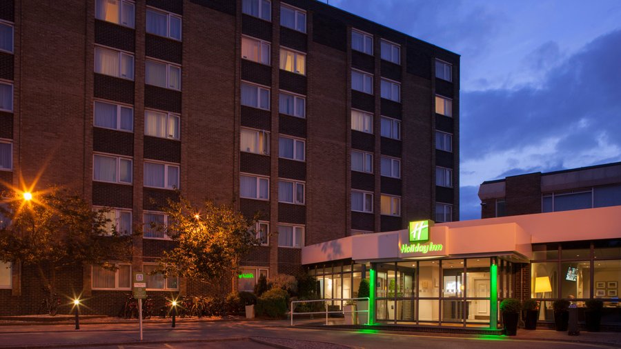 Evening at Holiday Inn Portsmouth