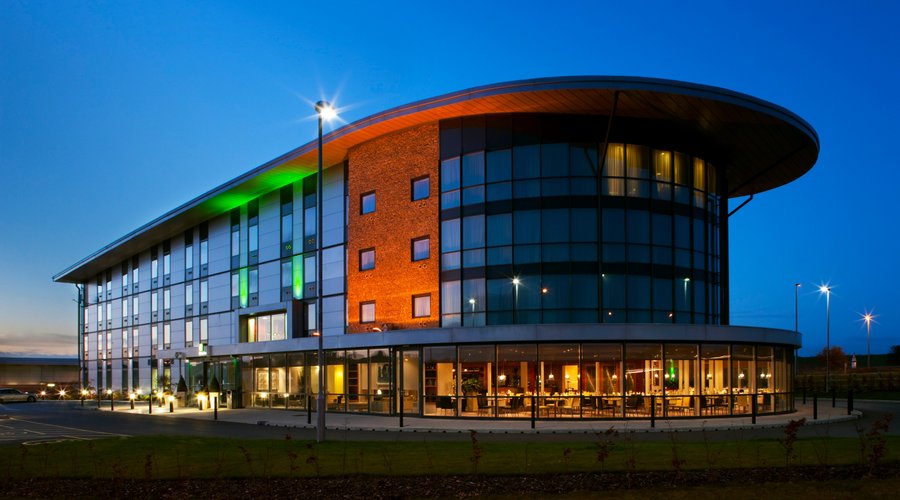 Holiday Inn Salisbury-Stonehenge. Free parking