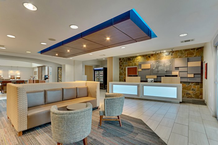 HOLIDAY INN EXPRESS & SUITES WEATHERFORD, AN IHG HOTEL - Updated 2024 ...