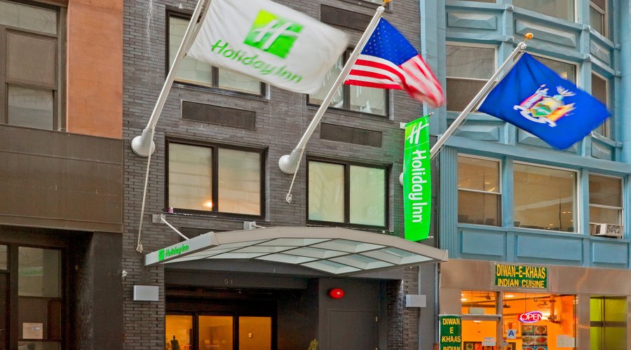 Stay with us to get easy access to Battery Park.