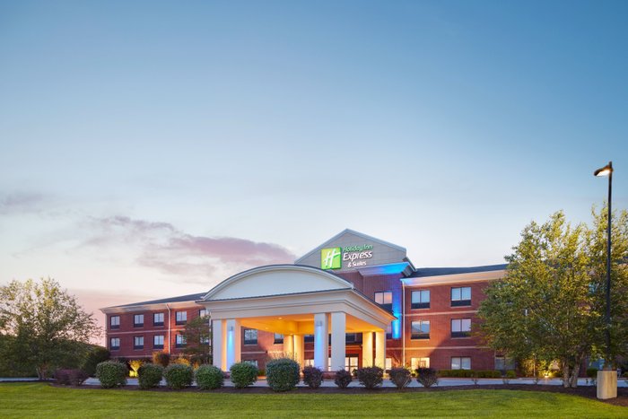 HOLIDAY INN EXPRESS & SUITES BRIDGEPORT - CLARKSBURG, AN IHG HOTEL $114 ...