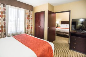 Room & Suite