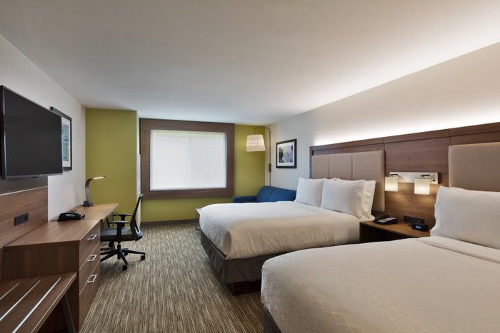 HOLIDAY INN EXPRESS & SUITES PORTLAND AIRPORT $169 ($̶1̶9̶4̶) - Updated ...