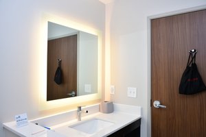 Room & Suite