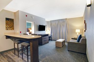 Room & Suite