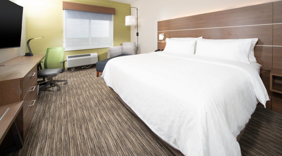 King Bed Guest Room
