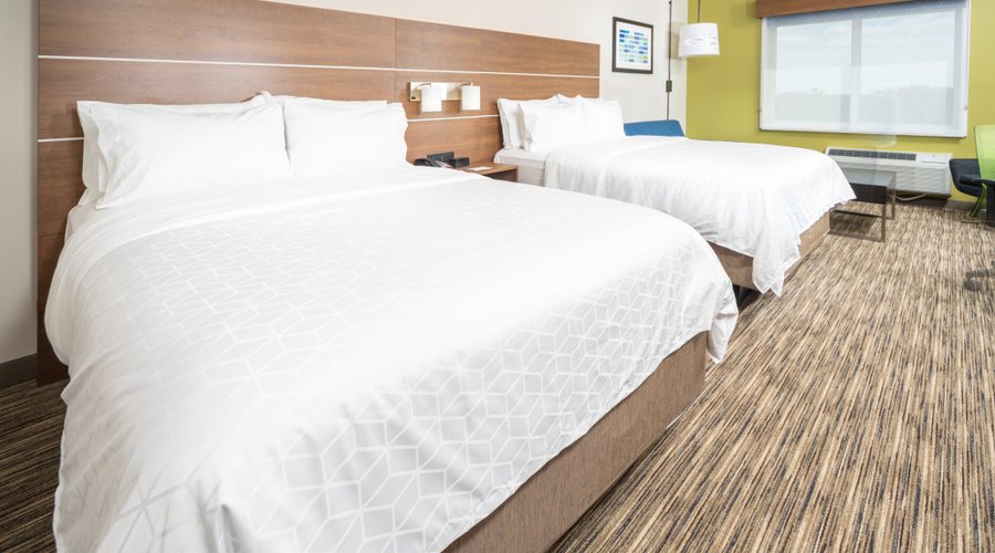 2 Queen Beds and Pull Out Sofa Suite is made for triple occupancy 