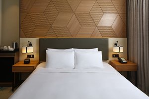 Room & Suite