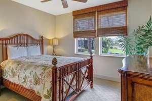 Room & Suite