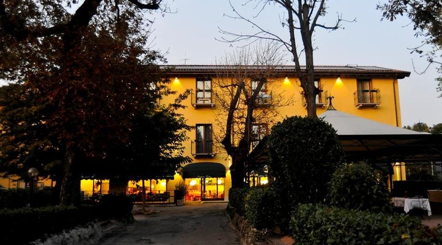 Other Hotel Services/Amenities