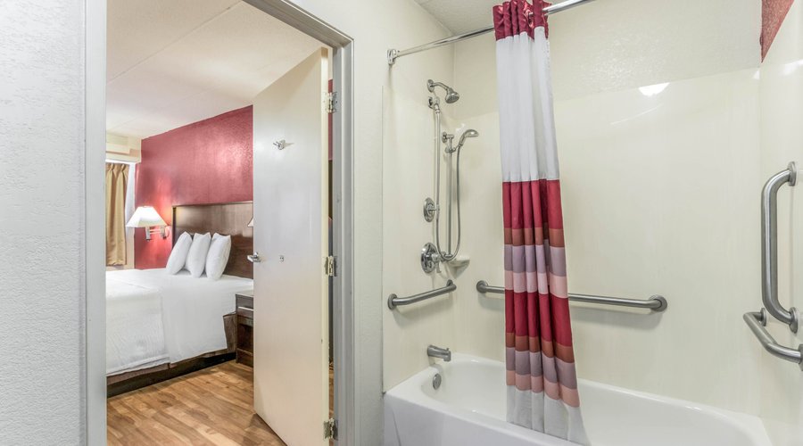 RRI116_ADA_Bathroom