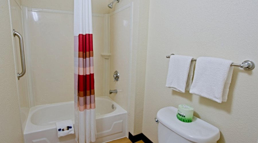 112_Bathroom_1