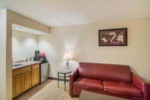 Room & Suite