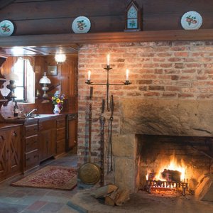 Hideout Cabin